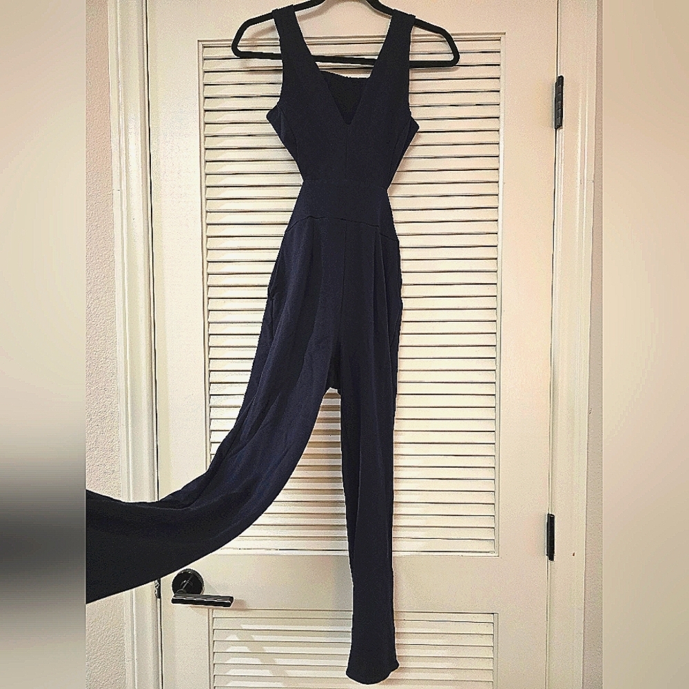 Fraiche By J - Navy Blue V-Neck Sleeveless Open-Back Jumpsuit With Pockets